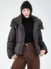 Marca da Moda 90 Penugem de Pato Branco Jaqueta Curta Acolchoada com Capuz Feminina Moda Inverno 2026 Patch na Manga Jaqueta Puffer Espessa Roupa Exterior da Moda