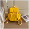 Mochila pequeña informal estilo coreano para mujer, mochila escolar ligera y sencilla, nuevo modelo 2026, mochila de ocio de gran capacidad para exteriores