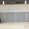 Escudo debajo del escritorio para escritorio de computadora para prevenir la exposición, Cubierta para pata de escritorio de oficina