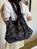 Bolso de Hombro Camuflado de Calle Nuevo de Verano Transfronterizo 2026 Bolsa de Compras para Estudiante Universitario Bolso Tote de Nicho Casual para el Trabajo