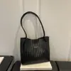 Bolsa tote de ombro e de mão tecida de alta qualidade, grande capacidade, nova moda verão 2026, simples, chique e versátil
