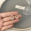 Aguja de Plata S925 Pendientes Simples Pequeños Frescos Lindos de Perlas Amor para Mujer Lujo Ligero Nicho Super Hada Elegantes Pendientes de Celebridad Cibernética