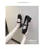 Sapatos Femininos Baotou de Bico Raso 2026 Novo Outono Solado Macio Sapatos Estilosos Femininos Salto Grosso Bico Quadrado Sapatos Mary Jane com Pérolas