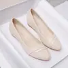 Zapatos de mujer de piel suave para estar de pie mucho tiempo sin cansar los pies, zapatos de trabajo, nuevo modelo otoño 2026, suela suave, cómodos, boca poco profunda, mocasines versátiles