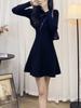 Vestido Negro Pequeño Estilo Hepburn de Otoño para Figuras Petite, Vestido de Punto Maduro pero Sencillo con un Toque de Lujo, Vestido de Corte A Adelgazante
