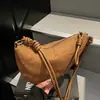 Bolsa Retro Fosca para Mulheres, Grande Capacidade, Novo Design de Nicho Outono e Inverno 2025, Bolsa de Ombro Único Transversal, Bolsa Dumpling para o Dia a Dia