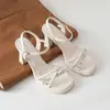 Pantuflas minimalistas y sofisticadas con un diseño puro y elegante, zapatos para mujer 2026, una opción popular y elegante para un look chic y moderno