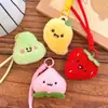 Colgante de fruta de peluche, alto valor estético, linda decoración para bolso, juguete pequeño, regalo para estudiante, pequeño obsequio, cordón de fruta