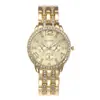 Suministro puntual de fábrica Banda de acero de Ginebra reloj para mujer moda diamante aleación tres ojos reloj de cuarzo al por mayor