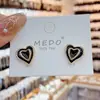 Brincos de Pingente de Zircônia Pequenos em Formato de Coração com Esmalte Estilo Coreano Design para Mulheres Celebridade da Internet Brincos com Pino de Prata Brincos de Nicho Versáteis