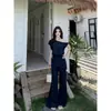 Conjunto de Dos Piezas para Tallas Grandes de Chica Gordita: Top Corto Asimétrico de un Solo Hombro + Pantalones de Micro Campana Irregulares Elegantes Reductores que Cubren los Glúteos