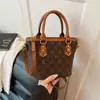 Bolsa de Mão de Moda de Luxo para Mulheres 2026 Nova Tendência Versátil Retrô Monograma Ombro Transversal Bolsa Cesta