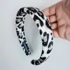 Faixa de Cabelo Doce e Cool Estilo Deserto Único e Moderno Acessório de Cabelo Caveira Retro Aumenta Altura Estampa de Leopardo Simples Headwear Ins