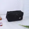 Novo Estojo de Lápis Fofo com Laço, de Nicho, com Alto Valor Estético, Grande Capacidade, Bolsa de Armazenamento de Material Escolar Macia e Fofa para Estudantes