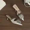 2026 Nuevas Mules de Charol de Punta Cerrada sin Cierre de Lujo de Tacón Alto Estilo Francés con Pedrería Puntiagudas de Tacón de Aguja para Mujer