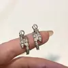 Deixe-me Encantar Zhao Lusi e Xu Yan com o Mesmo Estilo de Luxo Acessível Brincos em Forma de Cobra de Zircônia Novos Brincos e Brincos de Luxo 2025
