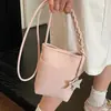 Bolsa Saco Transversal para Mulheres 2026 Nova Primavera Elegante Bolsa de Ombro Transversal Nicho para o Dia a Dia Bolsa para Celular de Alto Valor