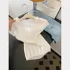 Top de punto calado trenzado con ribete de encaje para mujer, de verano, corte ajustado, rejuvenecedor, camiseta corta juvenil de manga corta a la moda