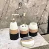 Juego de Cuatro Piezas de Cerámica para Baño de Comercio Exterior, Artículos de Baño Personalizados para Hogar y Hotel, Botella de Loción, Juego de Vasos para Cepillos de Dientes