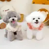 Ropa para Perros y Mascotas para Cachorros Pequeños, Teddy, Bichón, Schnauzer, Pomerania, Gato, Talla 24, Chaleco de Algodón con Mangas Volantes en Forma de Corazón