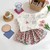 Conjunto de Niña Verano Nuevas Llegadas Niña Pequeña Mangas Acampanadas Manga Corta Elegante Bebé Estampado Floral Shorts Conjunto de Dos Piezas Moda Tendencia