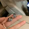 Pendientes de aro súper llamativos, dulces y geniales, diseño de nicho, estilo frío avanzado, pendientes de estilo extranjero 2024 para mujer