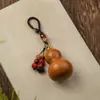 Pingente Chaveiro de Cabacinha Natural Antiga Folu Requintado Acessórios Criativos para Pendurar em Bolsas de Homem e Mulher Presente com Semente Torcido à Mão