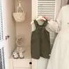 Conjunto de Macacão Verde Militar Vintage para Meninas Novo Estilo Coreano Roupa de Outono Infantil Camiseta Listrada Elegante de Manga Longa para Bebê