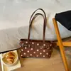 2026 Nueva Bolso Baguette de Lunares para Hombro para Mujer, Bolso Cruzado Retro Coreano para el Trabajo, Bolso Versátil de Nicho Estilo Ins