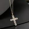 Colar Suéter Cruzado Fashion para Homens e Mulheres Estilo Ins Pingente Cruzado de Zircônia Colar de Corrente para Clavícula de Zircônia