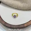 Anel Iridescente Suave em Tom Roxo Retrô com Renda ao Redor Diamante Pequeno Nicho Luxo Leve Exquisito Decoração para Fotos Anel de Dedo