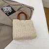 Bolso de Mano Cruzado de Paja de Color Contrastante para Mujer 2025 Primavera y Verano Nuevo Bolso Cubo Grande de Gran Capacidad Bolso Simple de Verano