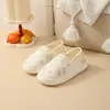 Pantuflas al por mayor Temporada de Invierno Cálidas de Algodón para el Hogar Interior Estilo Pareja Hombres Mujeres Sin Talón Antideslizantes Felpa