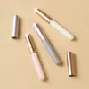 Mini Pincel Labial de Cabo Curto Pincel para Batom Portátil Cabeça Redonda Pincel para Corante Labial Pincel Corretivo Ferramenta Única de Beleza