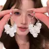 Exquisitos Aretes Largos Florales Estilo Francés para Mujer, Verano Lujo Ligero Estilo Resort de Alta Gama Pinzas para Orejas y Accesorios para Orejas Únicos y Hermosos