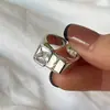 Novo Anel Estilo Coreano com Letra Inglesa Incrustada de Zircônia para Meninas Anel de Dedo Indicador Aberto Retro Indústria Pesada Acessórios