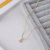 Collar elegante y sencillo que combina con todo, de acero de titanio chapado en oro, estilo retro, con cadena de clavícula para mujer de verano.