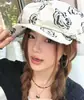 Sombrero Octagonal Retro Japonés de Nicho con Bordado de Rosas para Mujer, Sombrero de Nube Versátil Delgado y Transpirable de Verano que Hace que la Cara Parezca Más Pequeña