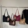 Bolso Tote Vintage Texturizado de Gama Alta para Mujer, Tendencia Otoño 2025, Gran Capacidad, Lujo Ligero, Casual, de Hombro/Debajo del Brazo