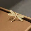 Broche Completo de Libélula Lindo Japonés para Mujer de Gama Alta Exquisito Pin Anti-luz Tarjeta de Pasador para Cuello Accesorios para Cardigan Traje