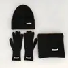 Nuevo Conjunto de Tres Piezas Elegante y Sencillo de Gorro, Bufanda y Guantes de Punto de Color Sólido, Hilo Cálido de Cachemira Sintética, Versátil Multicolor