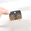 Pendientes de Acero de Titanio con Pliegues Estilo Sunburst, Moda Retro Hip-Hop Europea y Americana, Collar de Moda de Nicho para Mujer, Gama Alta
