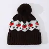Chapéu de Lã com Bolinha de Pelo de Cereja Fofo Estilo Fair Isle para Mulheres Outono e Inverno Quente Proteção para Orelhas de Natal Chapéu de Tricô