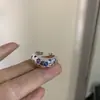 Anillo Hueco Estilo Vintage Cool con Tachuelas de Diamante Cepillado y Temperamento Único, Estilo Niche Old Money, Anillo Apilable con un Toque de Lujo para Mujer