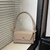 Bolso de mano de diseño nicho transfronterizo bolso cuadrado pequeño para mujer 2026 comercio exterior nuevo popular textura de alta calidad bolso de un solo hombro cruzado