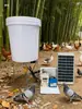 Alimentador Automático para Frangos, Patos, Gansos, Pombos, Peixes, Camarões e Cachorros; Alimentador Programável; Alimentador de Frango Remoto Alimentado por Energia Solar