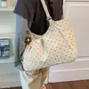 Nova bolsa de ombro de bolinhas, estilo coreano simples, moderna para o trajeto, bolsa tote 2026, grande capacidade, adequada para outono e inverno, design retrô