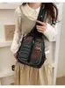 Bolso cruzado informal de mezclilla transfronterizo para mujer, estilo de alta gama, nuevo diseño moderno y genial 2026, bolso cruzado o de hombro de moda para mujer