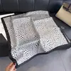 Lenço Simples Estampa de Leopardo Seda Sintética para Mulheres, Toque de Luxo, Proteção Solar, Lenço de Pescoço, Lenço de Cabeça, Lenço