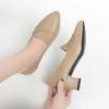 Sapatos de camada única damasco para mulheres 2022 primavera e outono novos sapatos de mãe de meia-idade e idosos sapatos de couro macio sola macia sapatos de couro confortáveis sapatos de trabalho de salto médio